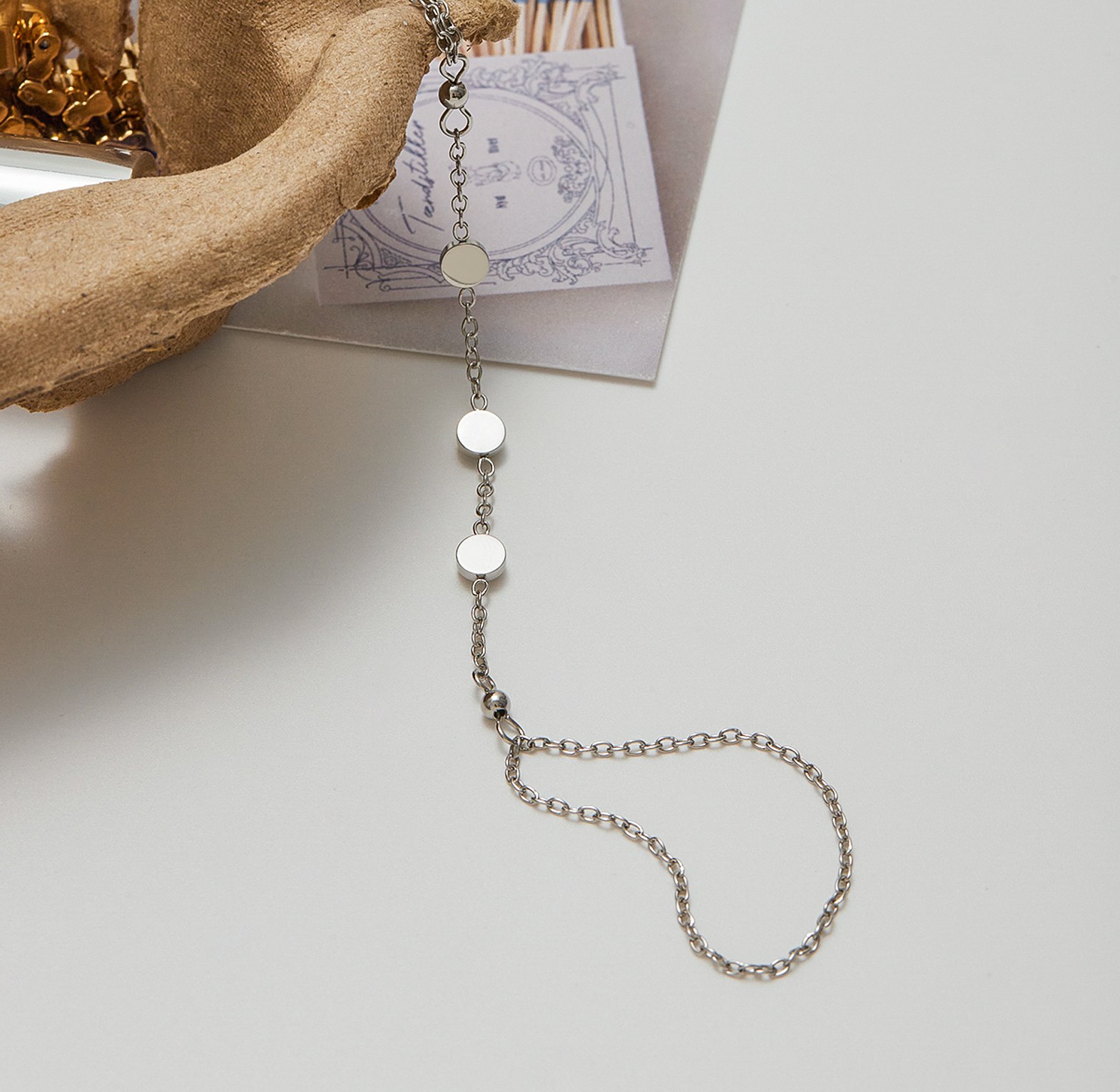 Ira Emerald Hand Chain Bracelet image