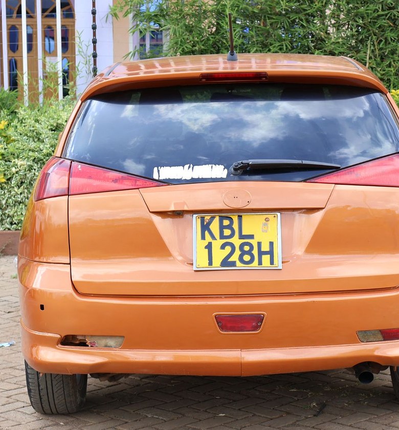 Toyota Caldina KBL, YOM 2003 Model, Automatic image