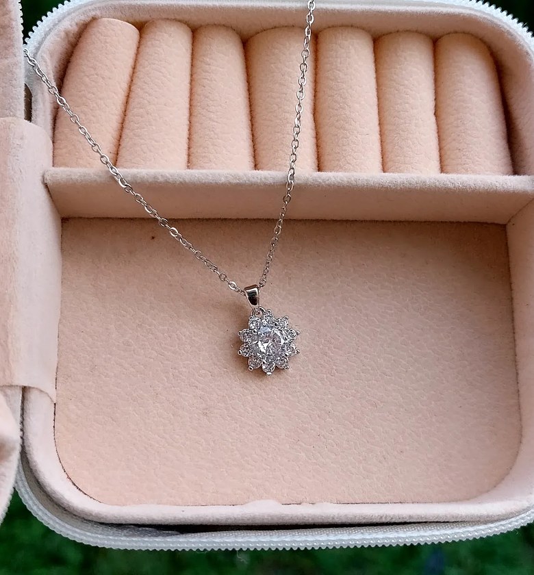 Crystal Rose image