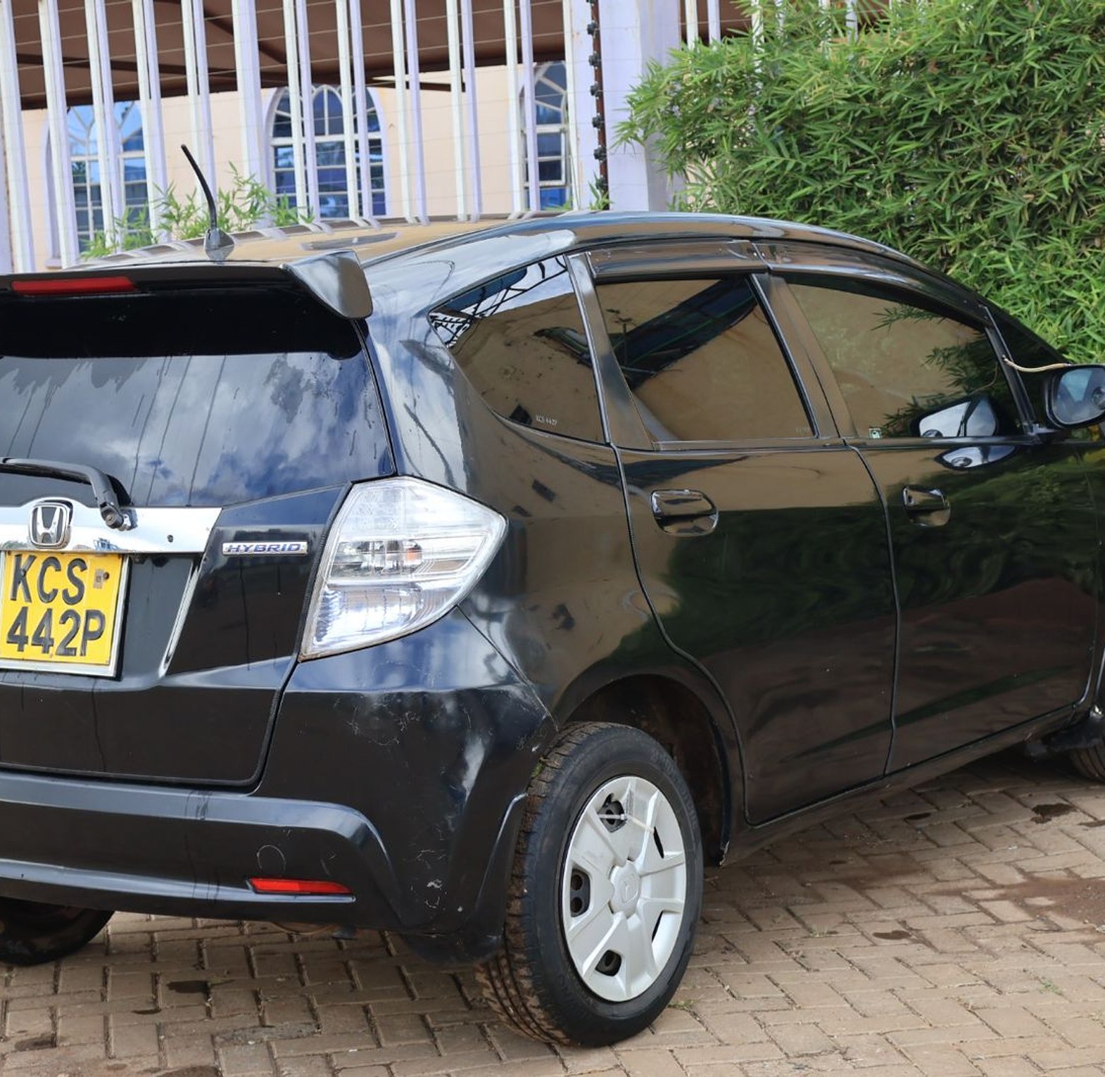  Honda Fit Hybrid KCS, YOM 2011 Model, Automatic, Rating 1300cc image