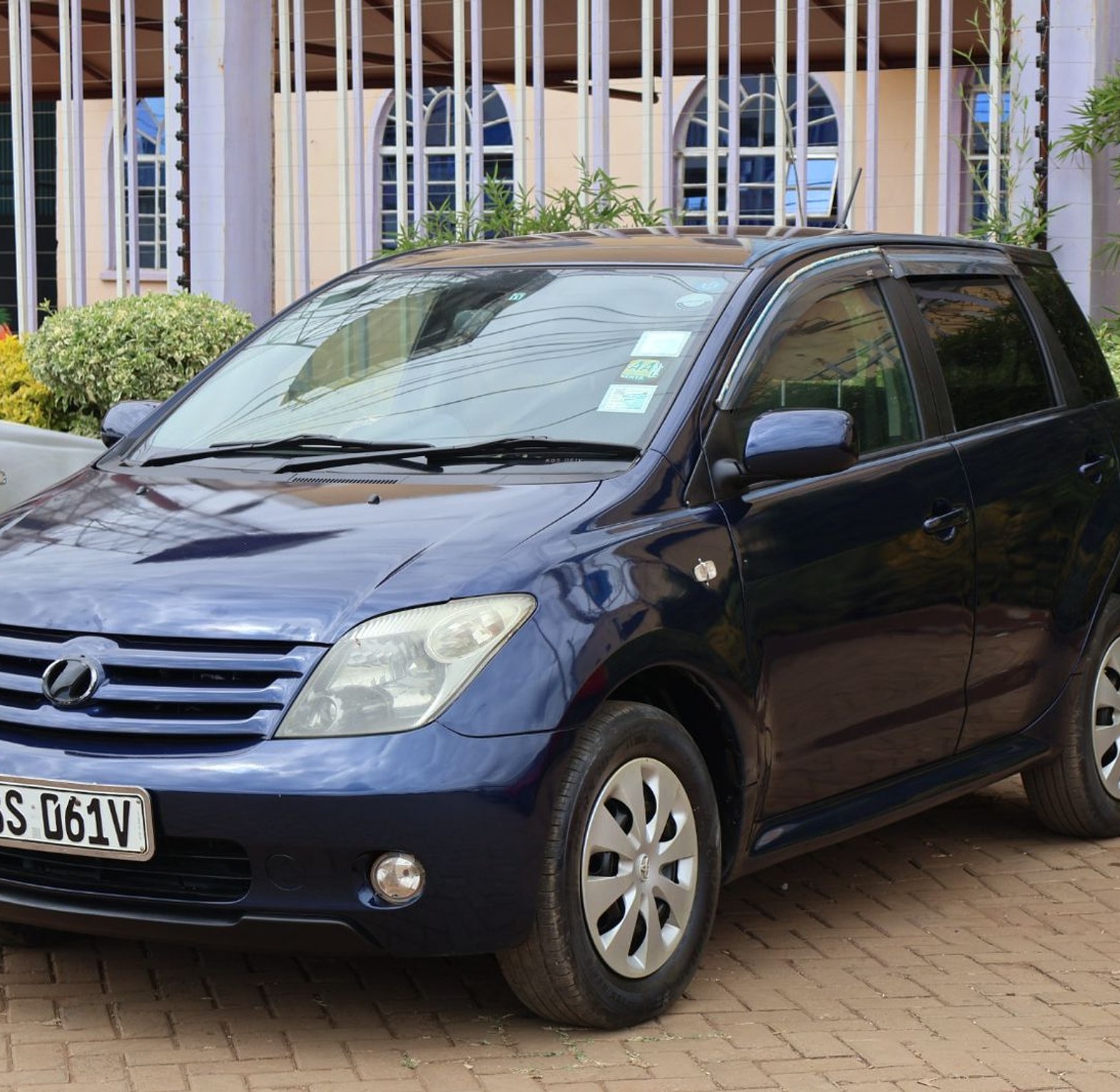 Toyota Ist KBS, YOM  2005 Model, Automatic, Rating 1300cc image