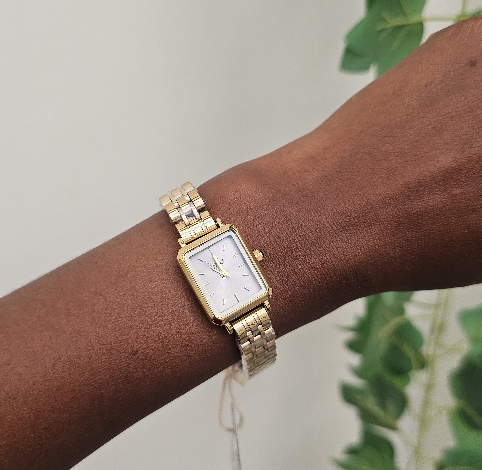 Classic dainty watch image