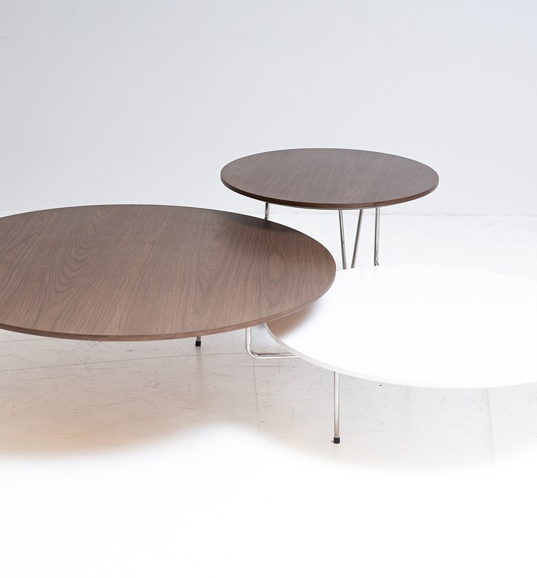 TABLE CENTER 135X162X45CM image