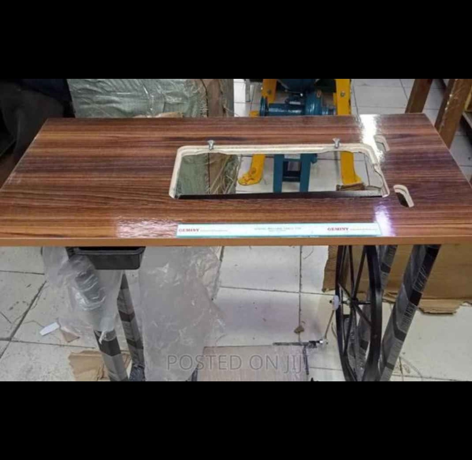Imported sewing table machine juki image
