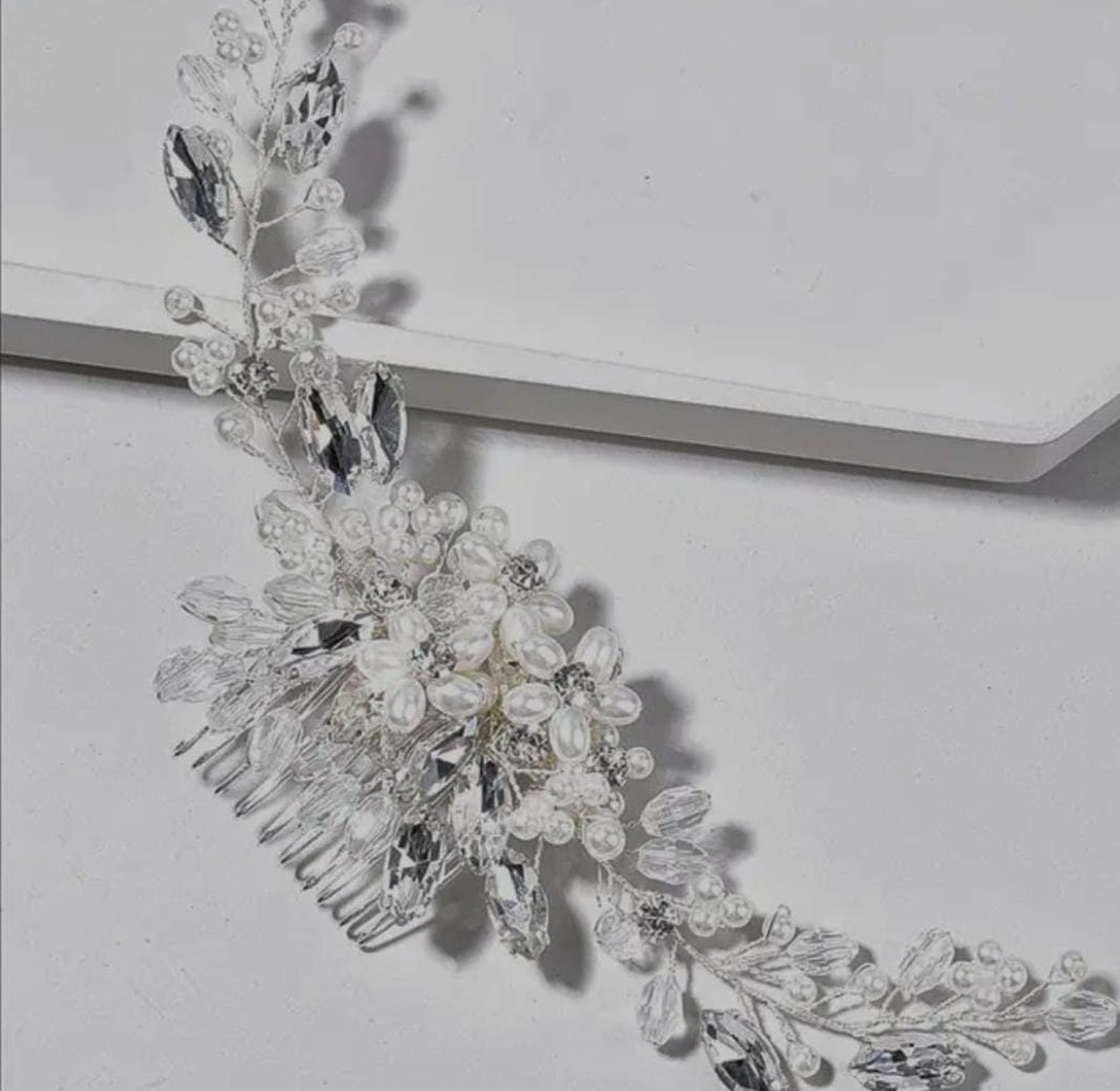 Bridal Hair comb image