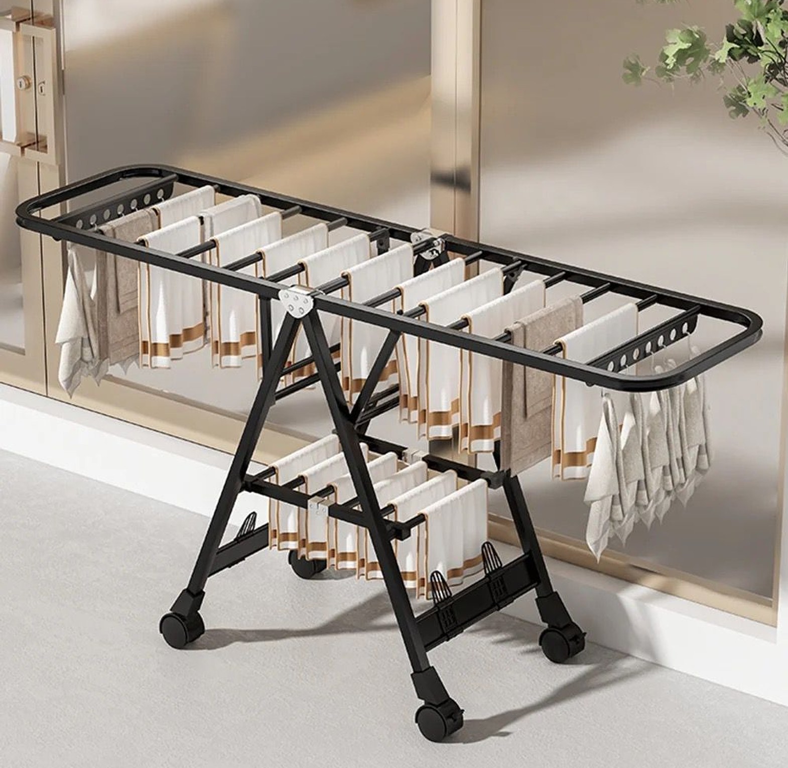 Black Movable Outdoor Drying Rack 1.5M with wheels  image