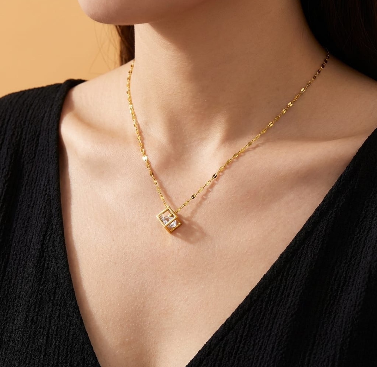 Cube necklace image