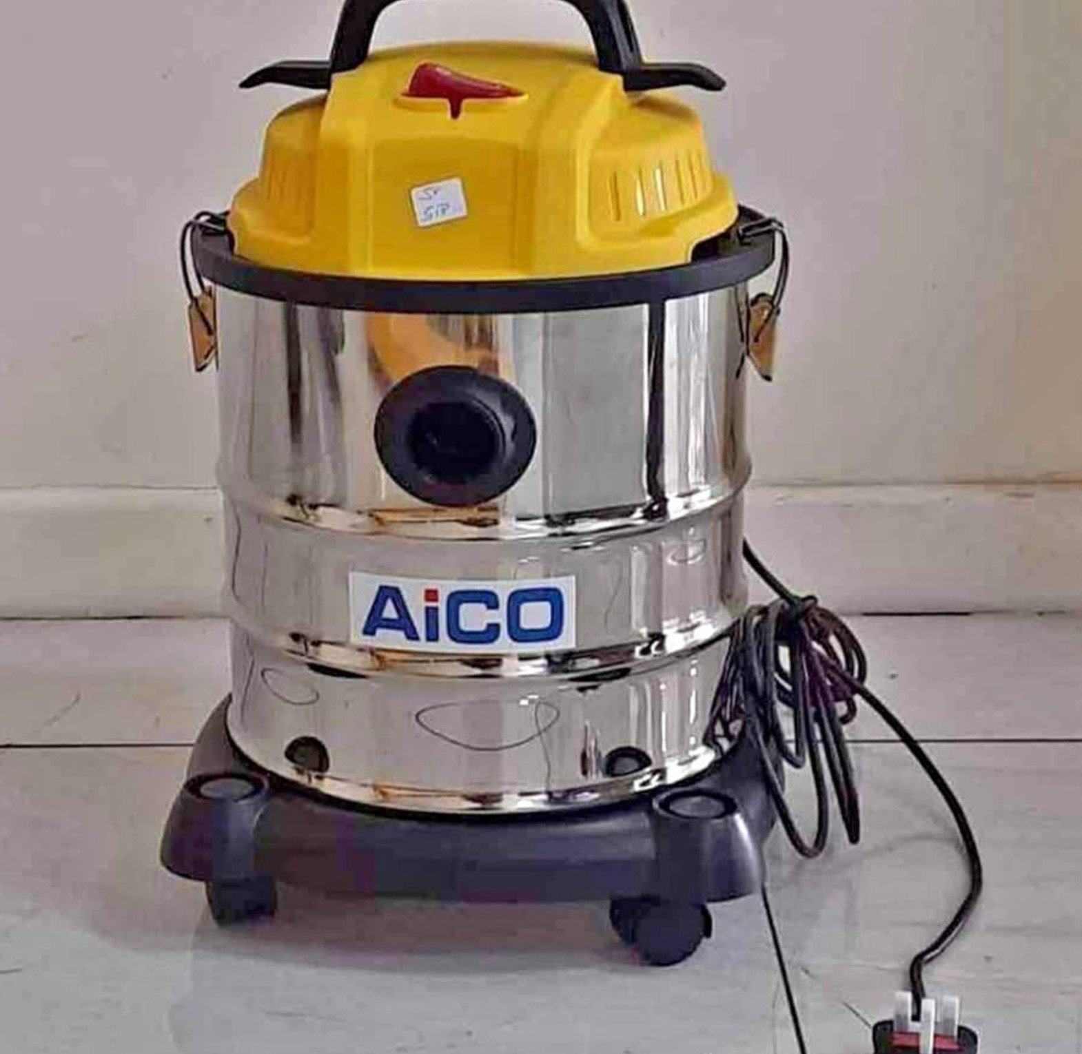 20l vacuum cleaner image