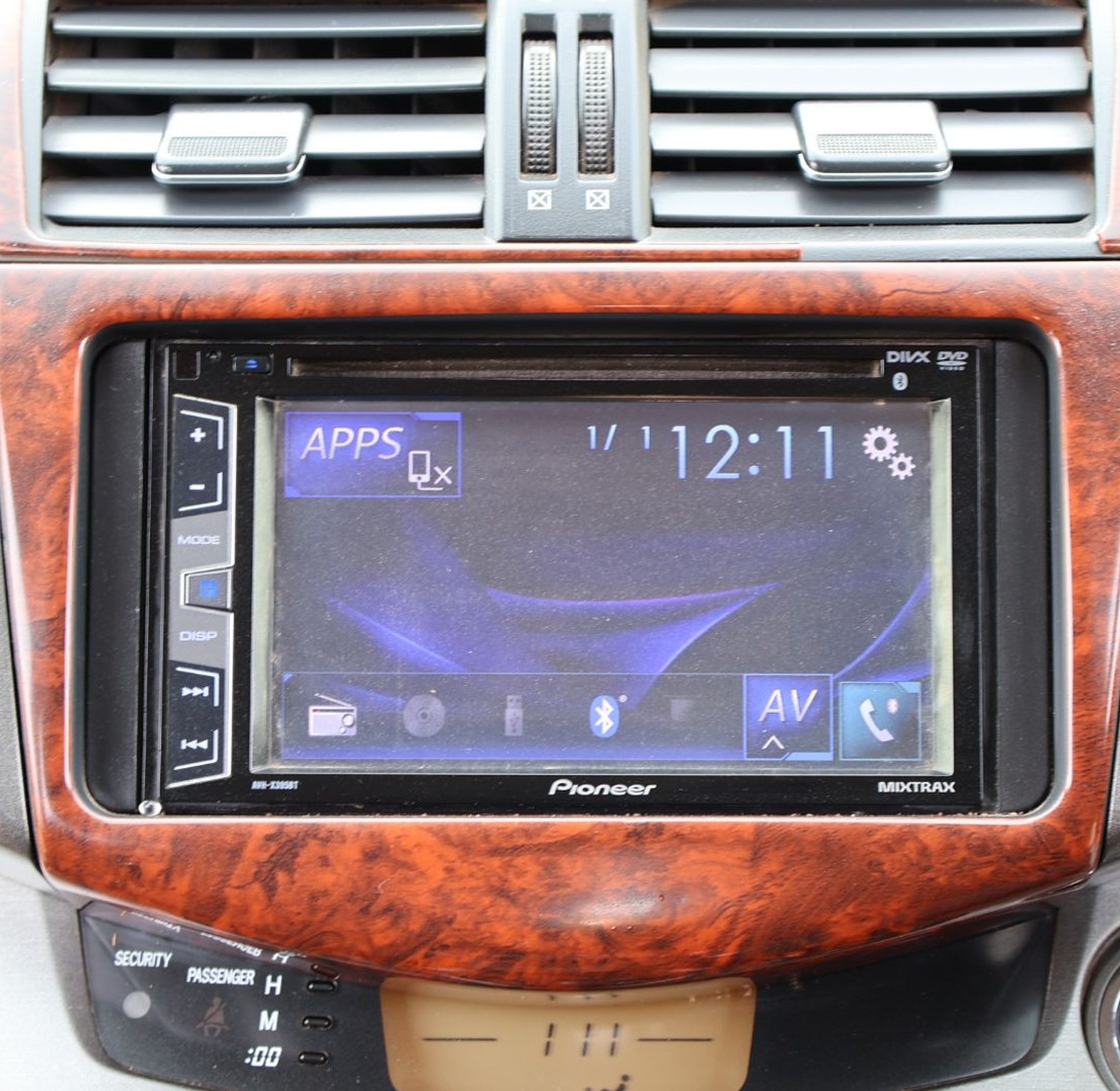Toyota Vanguard KCT, YOM 2011 Model, Automatic, Rating 2400cc 4 wheel image