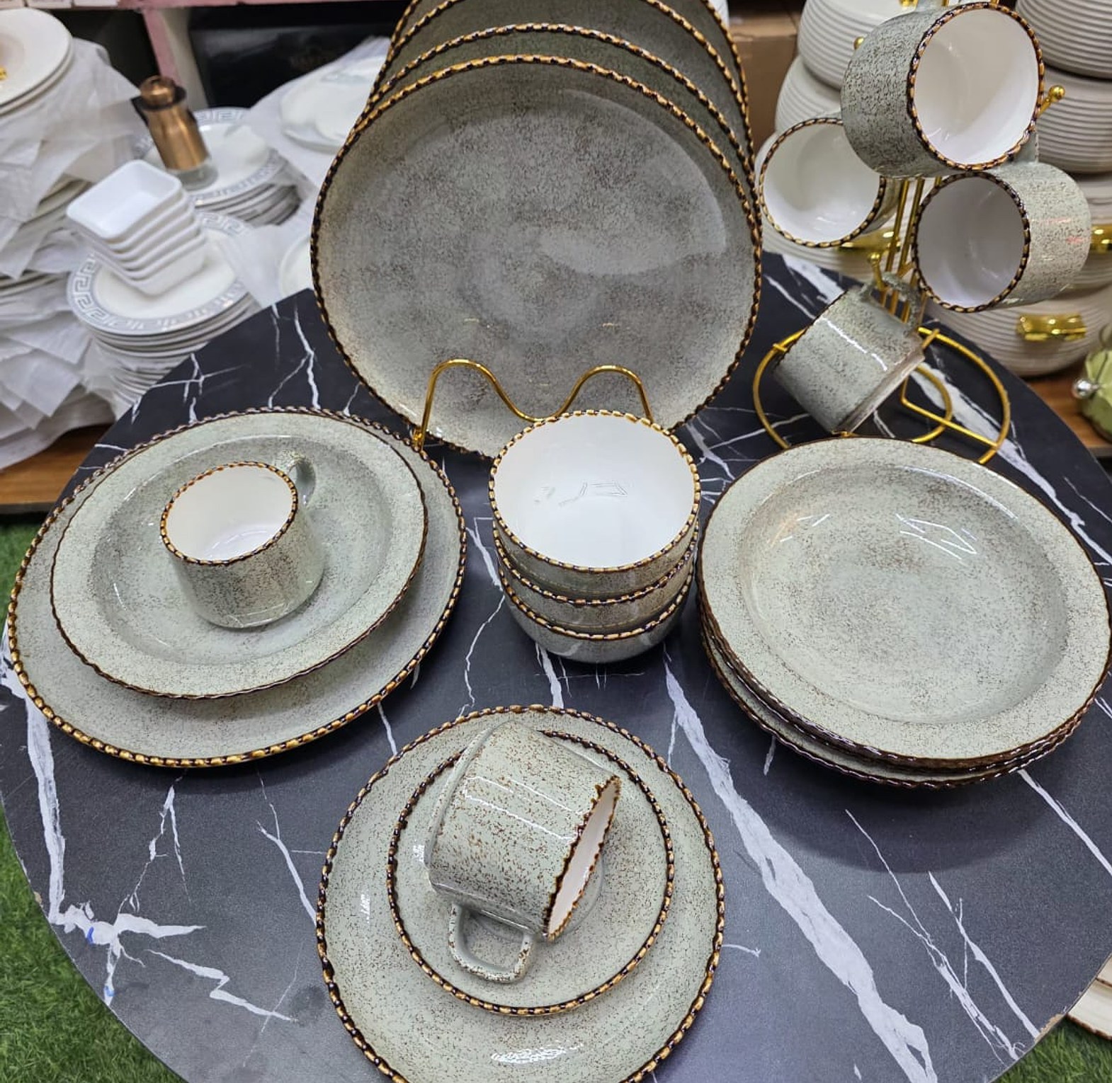 36-Piece European Kiln Porcelain Dinner Set with Textured Gold Rims image