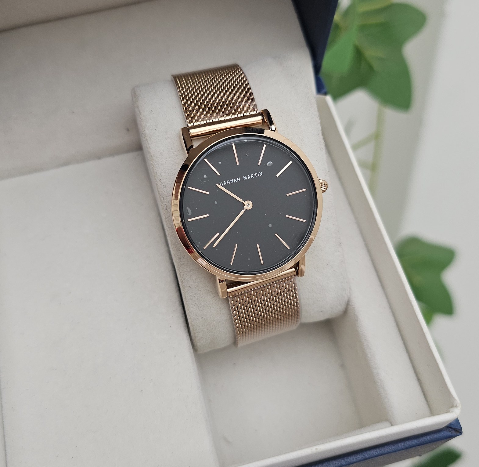 HANNA MARTIN rosegold  image