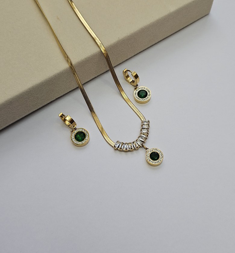 Medalia emerald Green 💚  image
