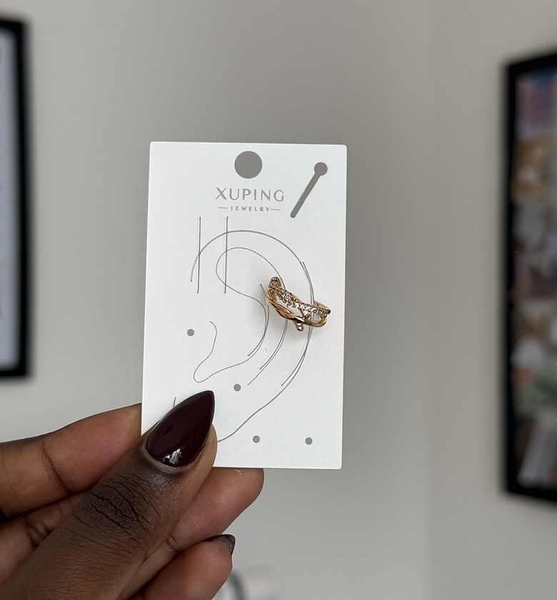 Golden Entwine Ear cuff image