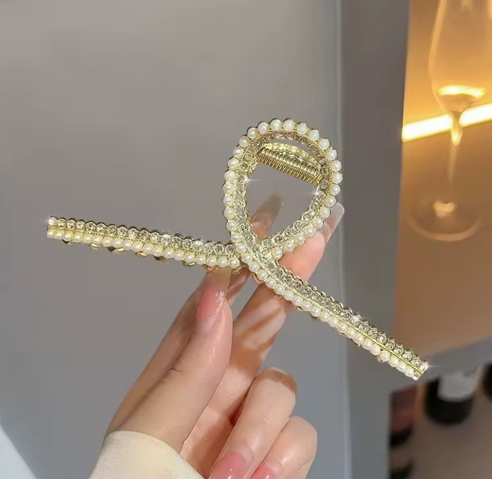 high-end metal hair clip for women, back of the head hair clip, shark clip, temperament hair clip, new hairpin head image