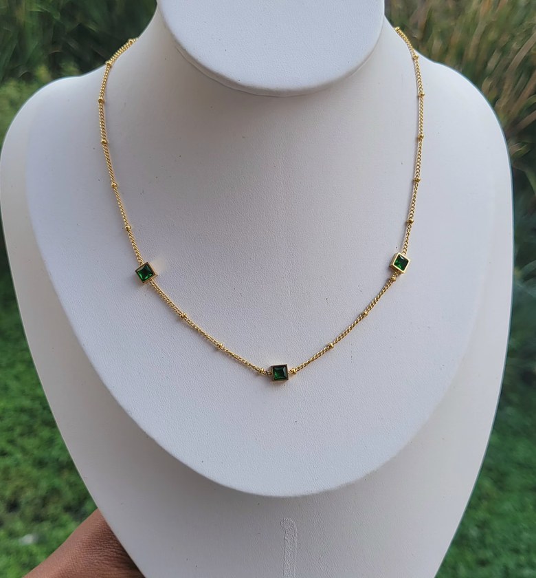 Misty emerald necklace  image