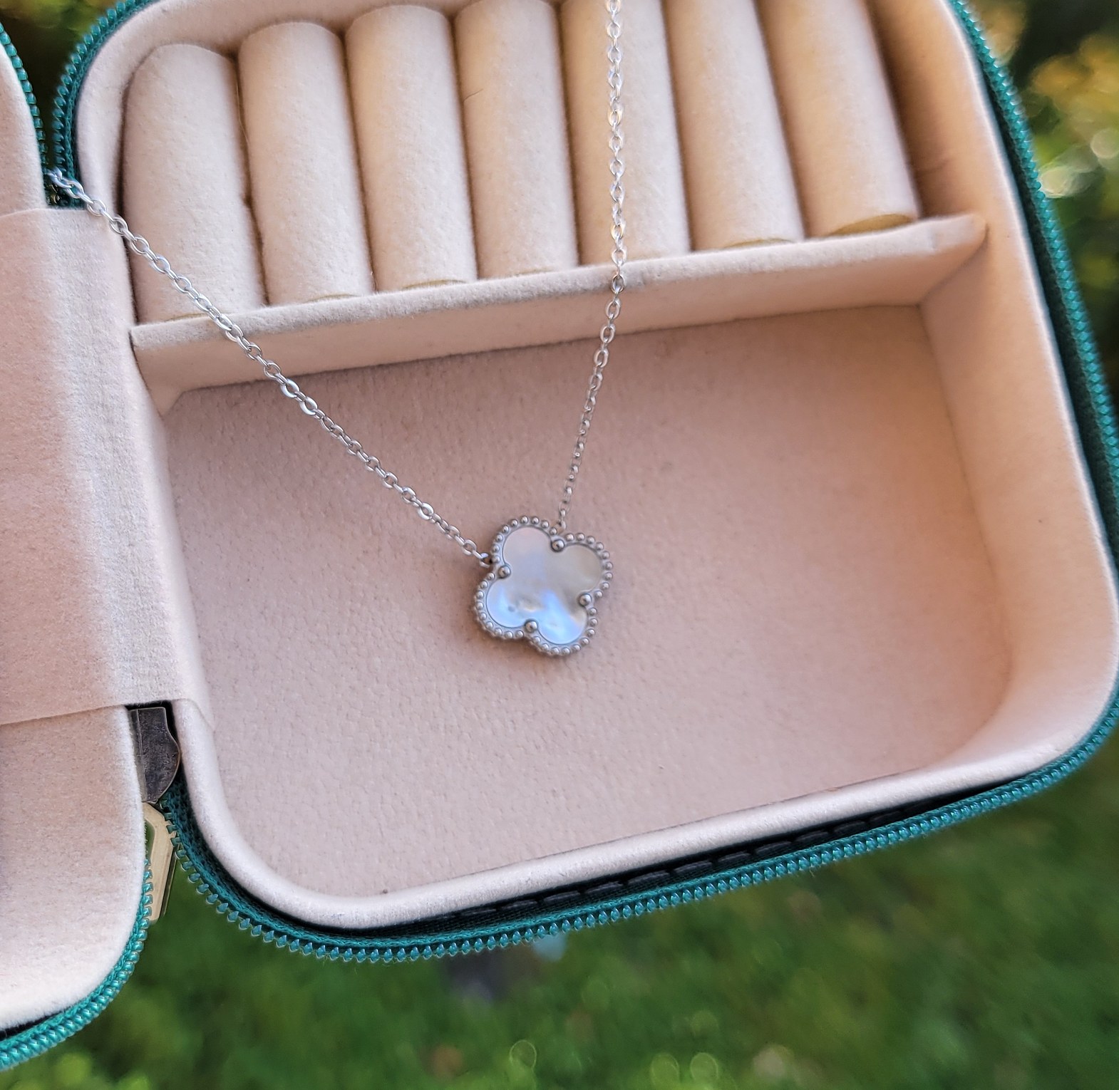 White silver necklace  image