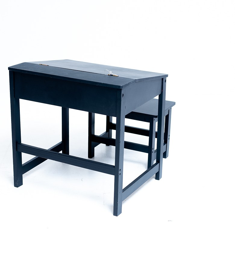 DESK+CHAIR DISNEY CAR DES image