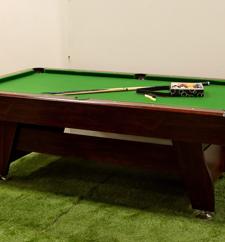 BILLIARD TABLE 96X52X32CM image