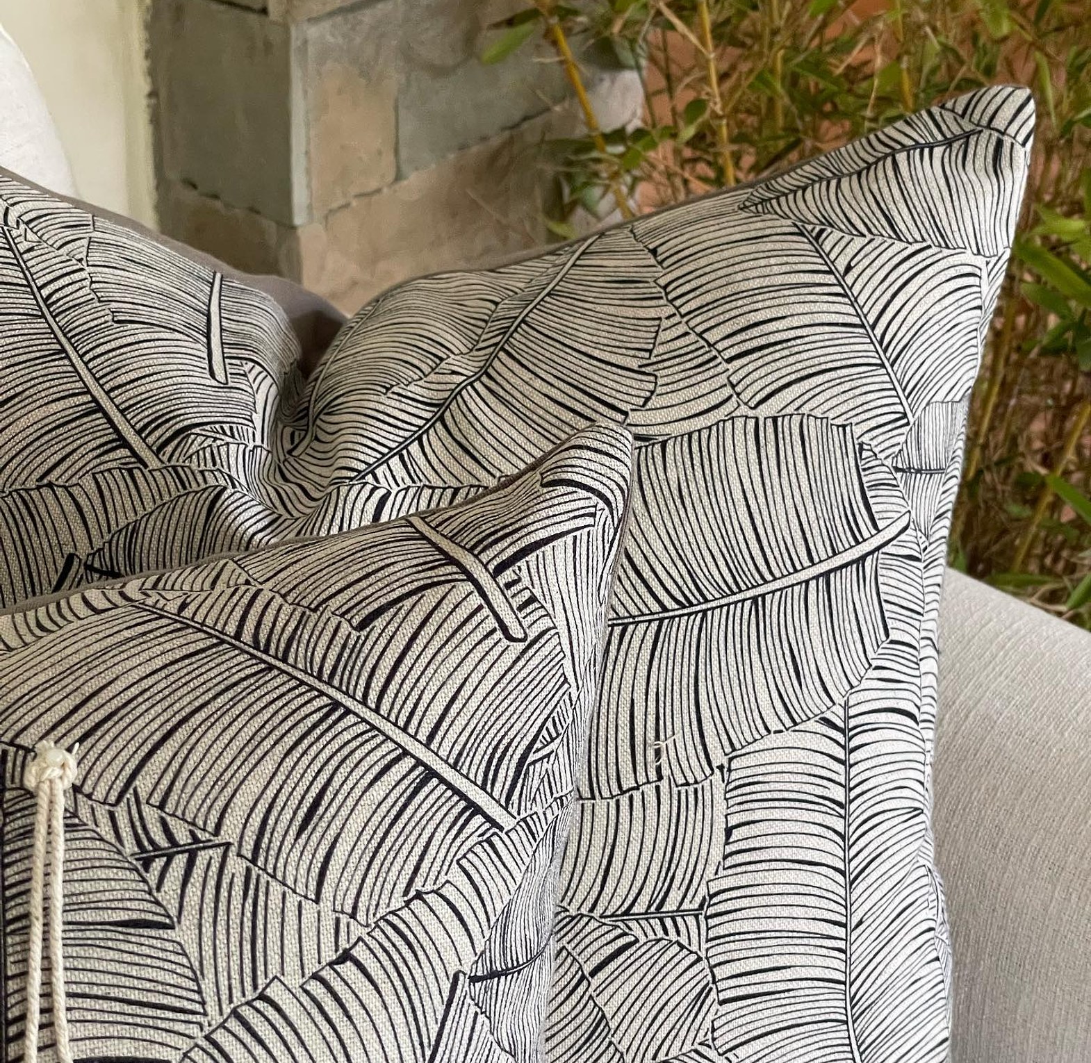 Leaf Cushion image