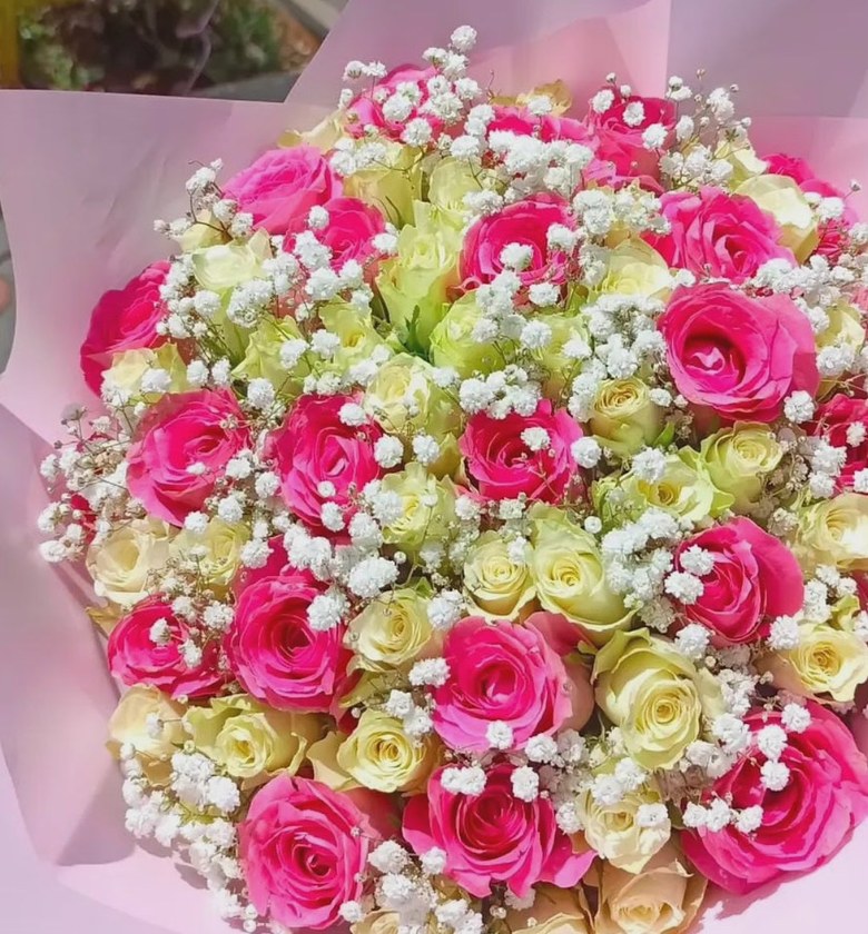 Pink & White Premium Bouquet 50 stems image
