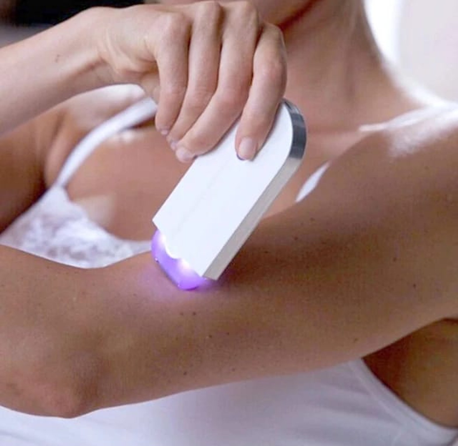 Electric Face and Body Painless Hair Remover image