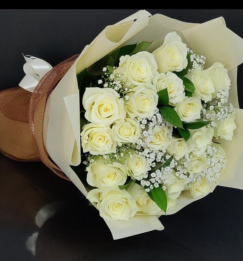 flowers/ bouquet
