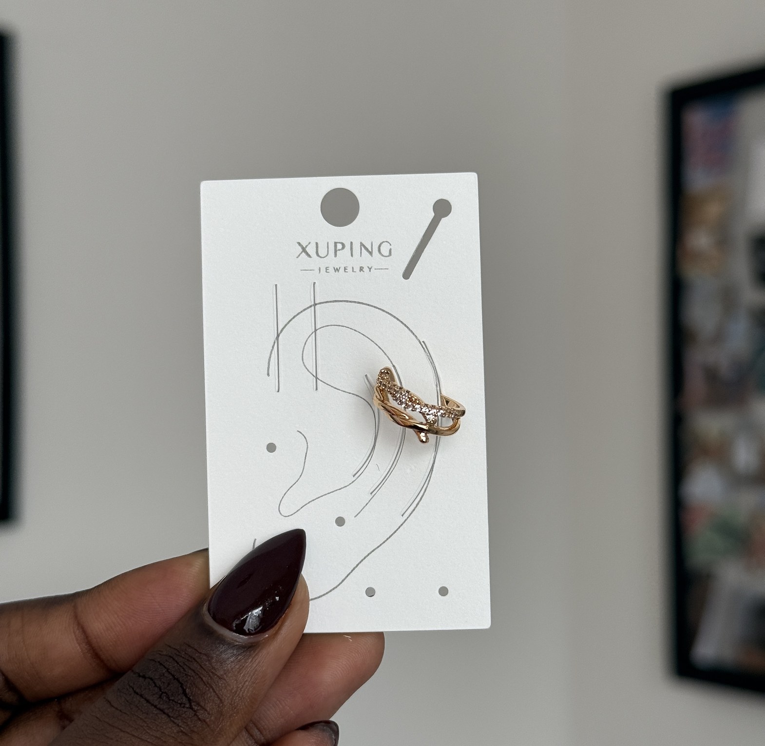 Golden Entwine Ear cuff image