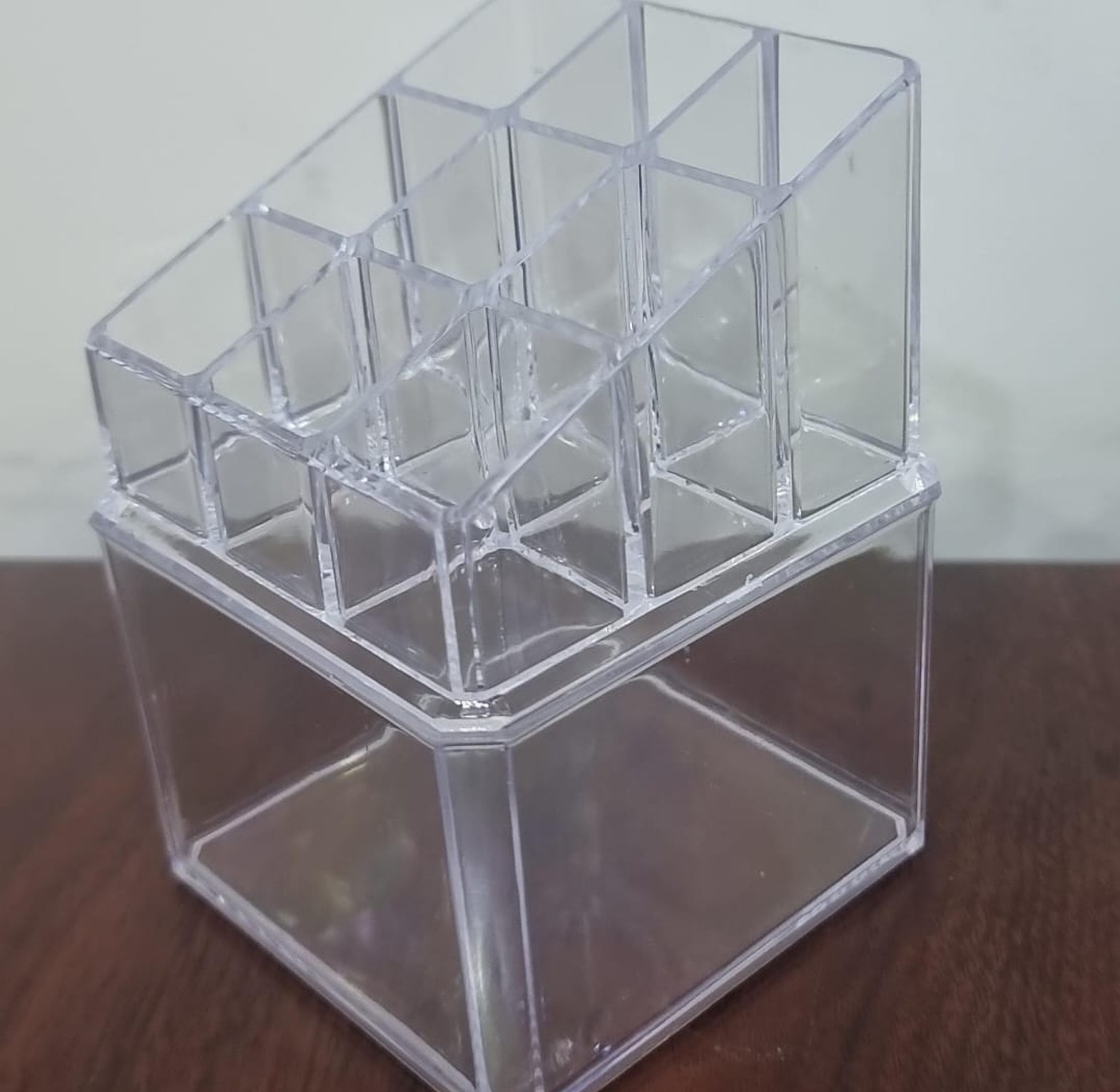 9 Grid 2 Layer Acrylic Cosmetics Organizer image