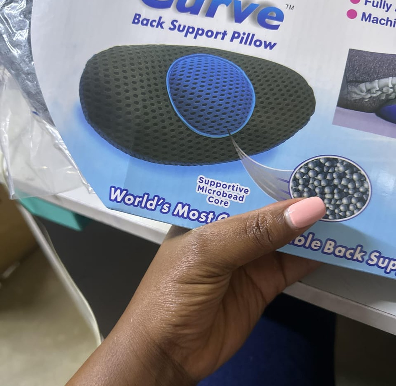 Comfy curved back support pillow image