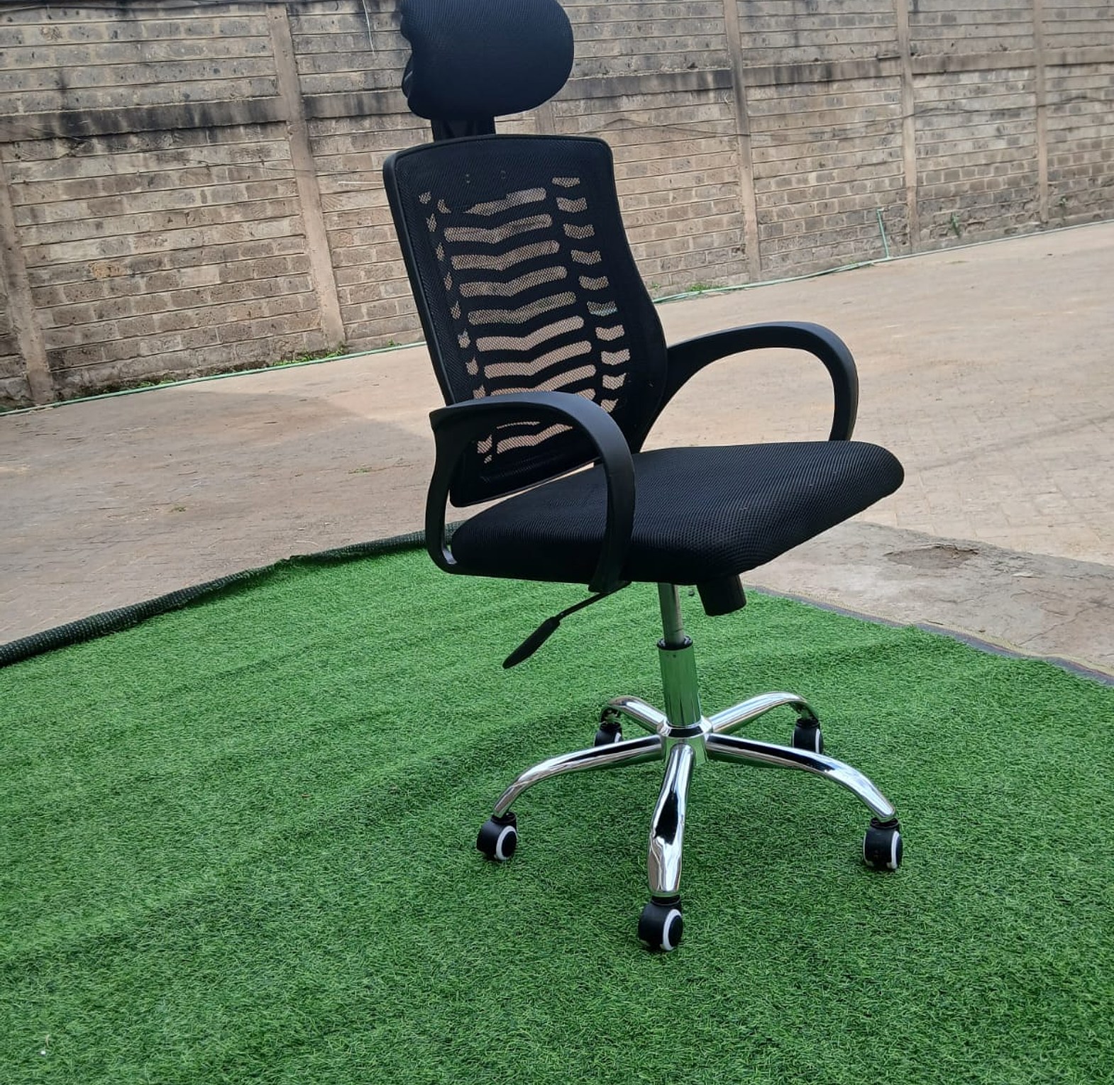 Secretarial Mesh Office Chair with Headrest image