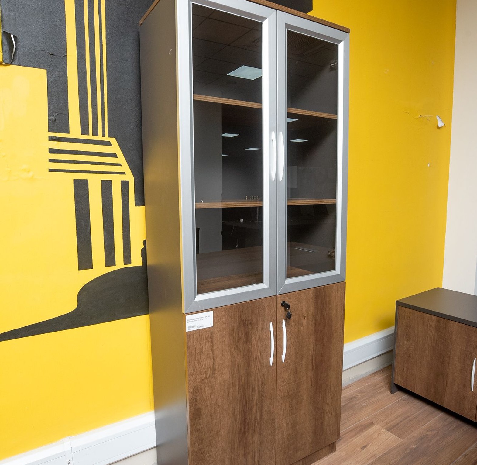 2 DOORS CABINET #REF:DK-1 image