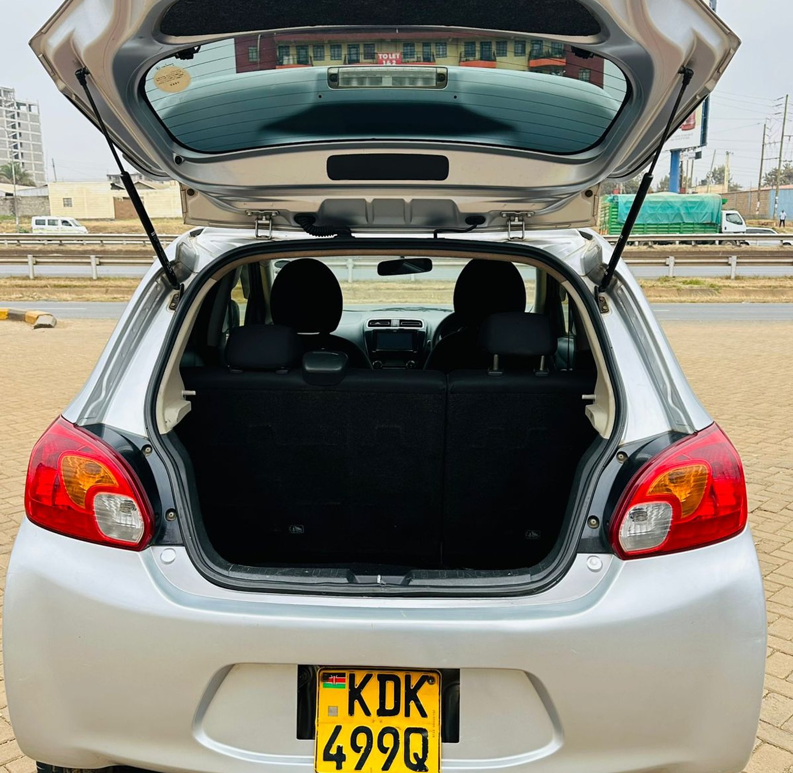 Mitsubishi Mirage KDK, YOM 2015,  Automatic, Rating 1000cc image