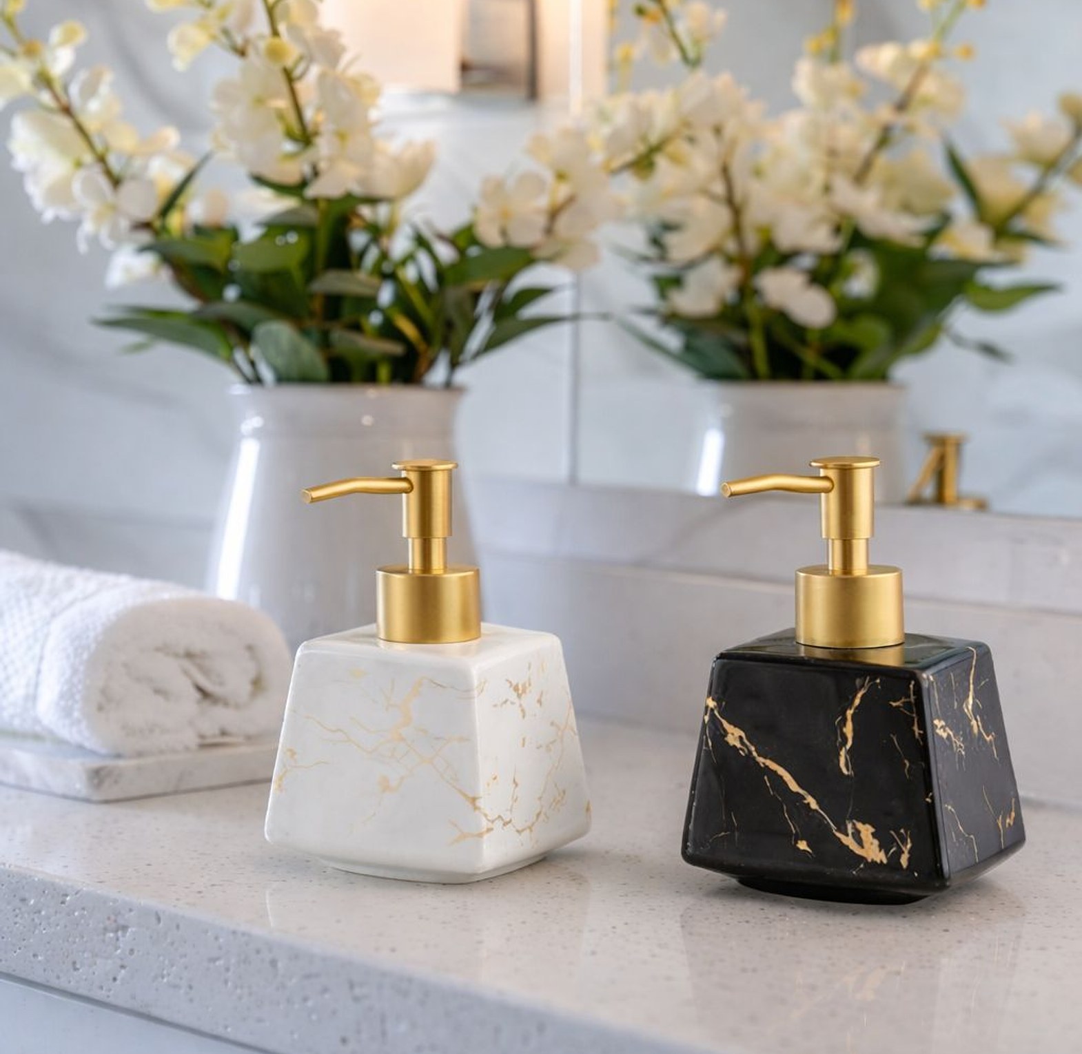 Ceramic soap dispenser  image