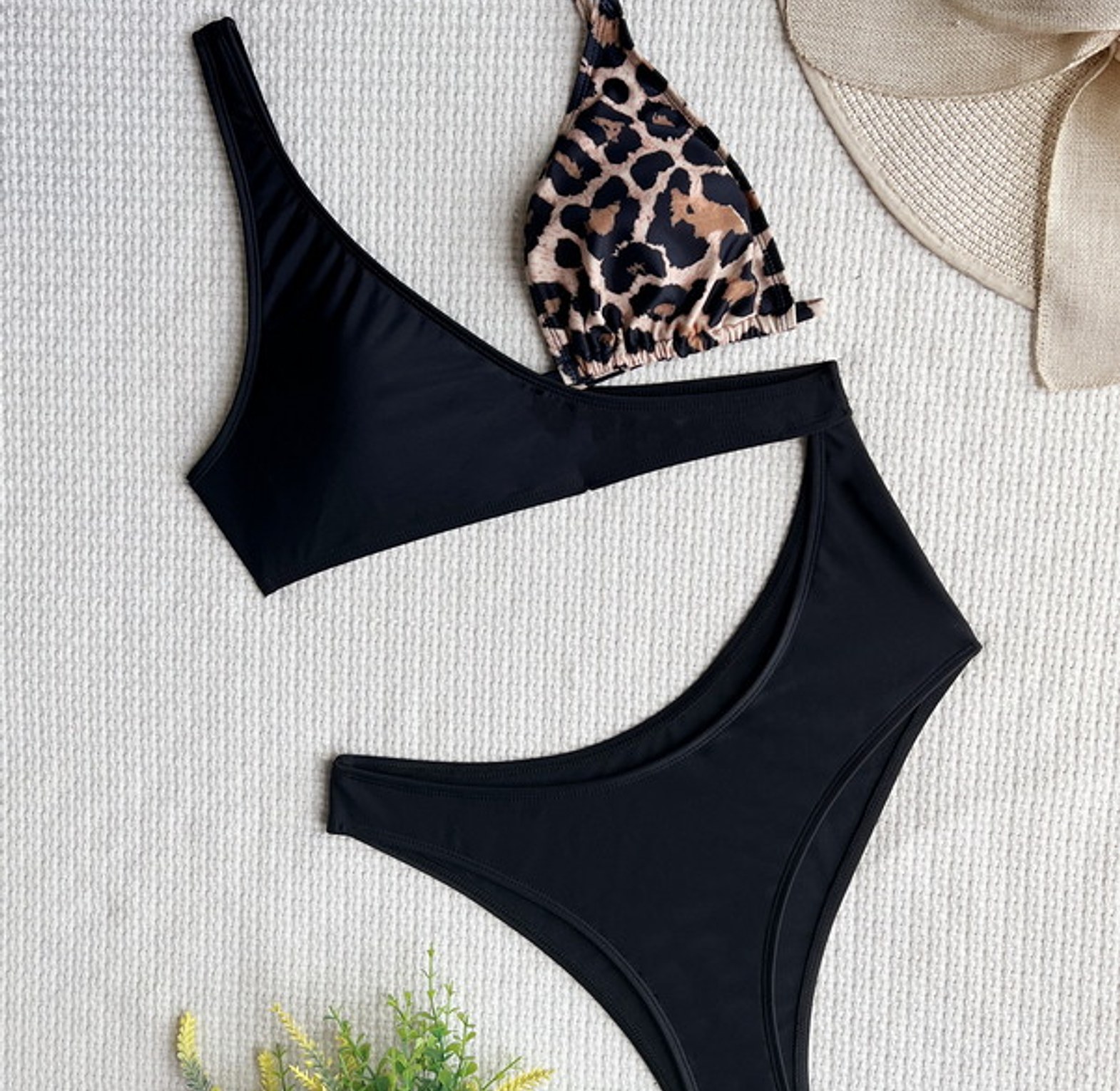 F006 Beachwear image