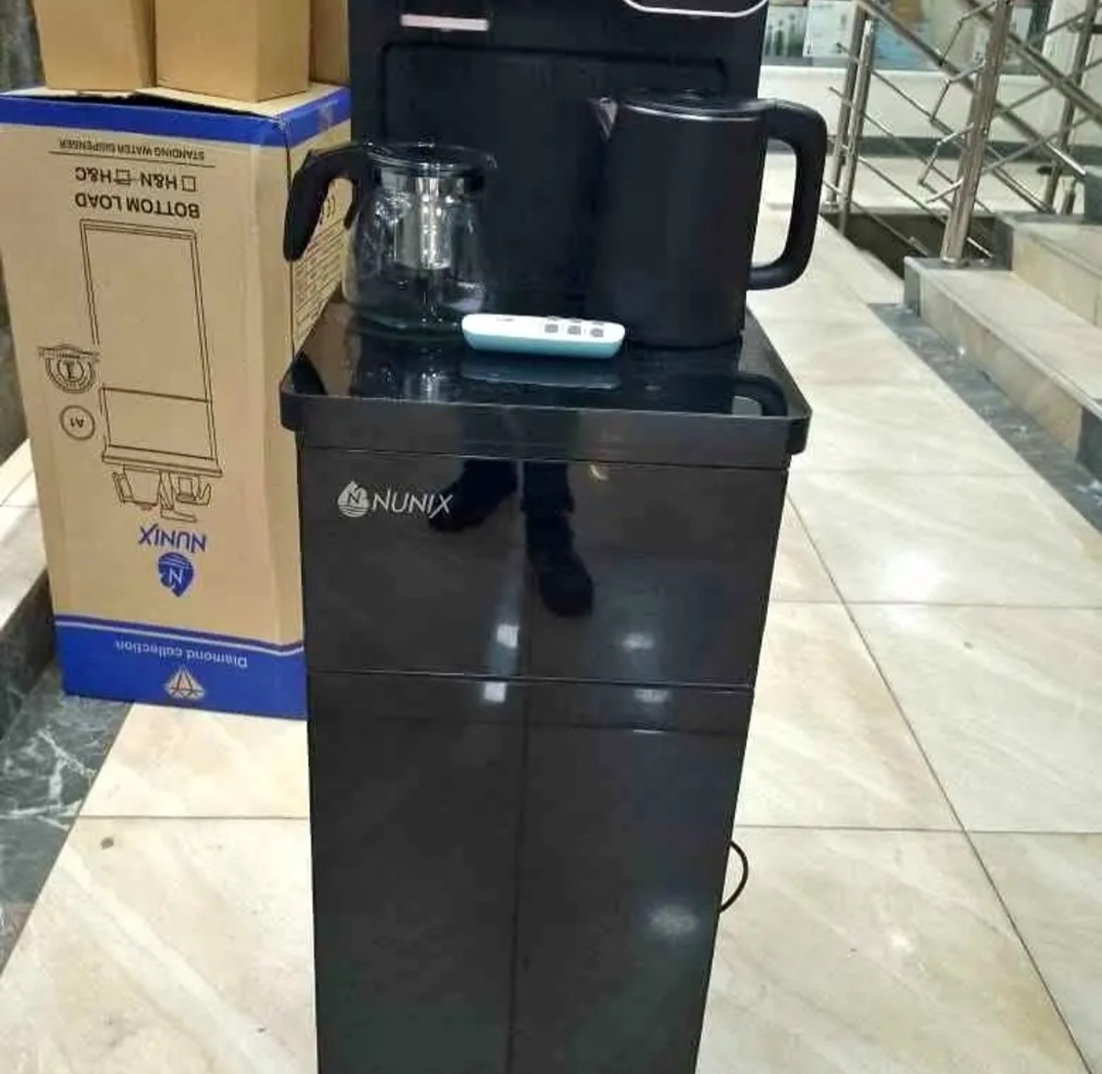 Nunix bottom load water dispenser  image