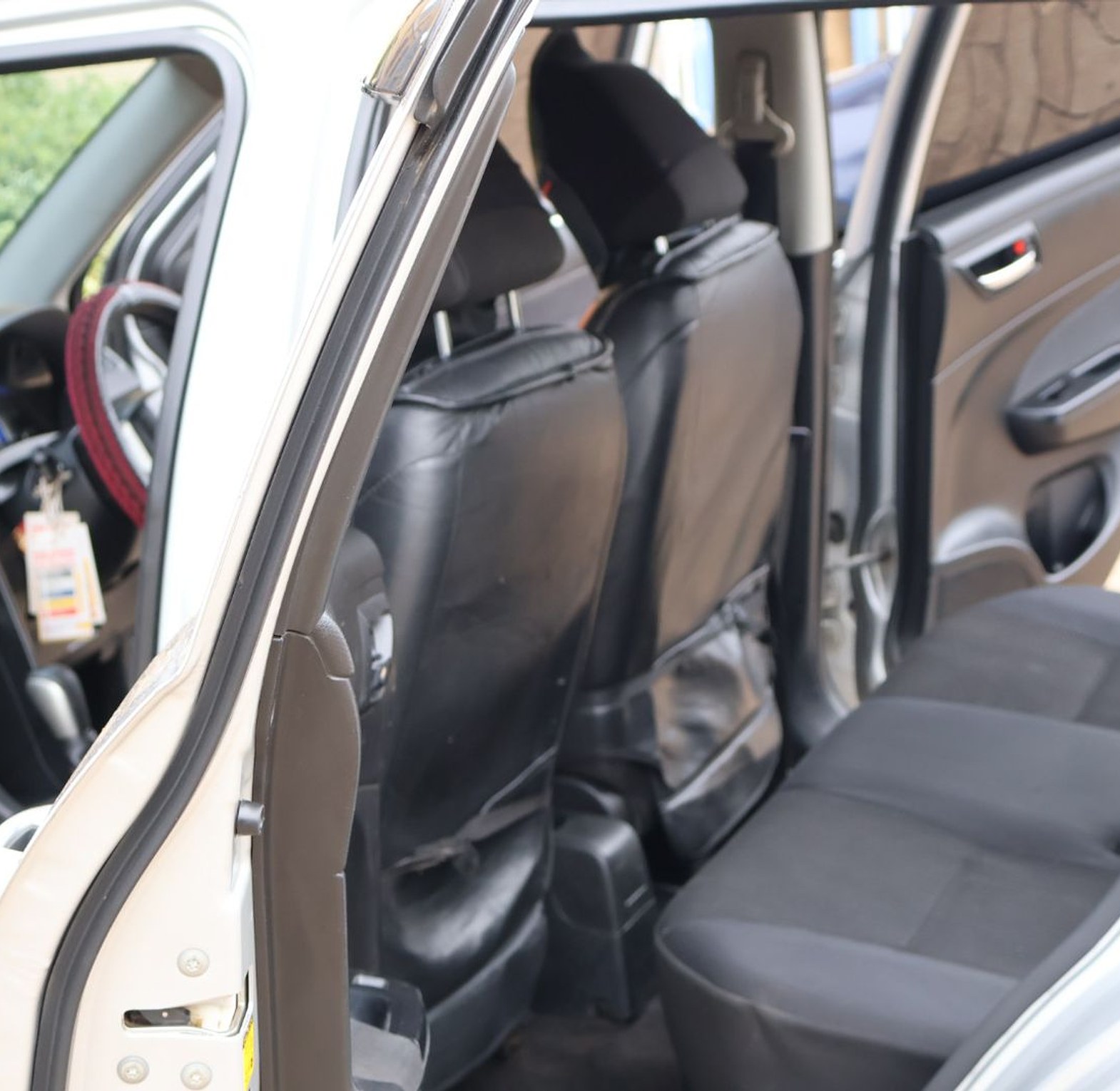  Suzuki Swift KDG, YOM 2014 Model, Automatic, Rating 1300cc image