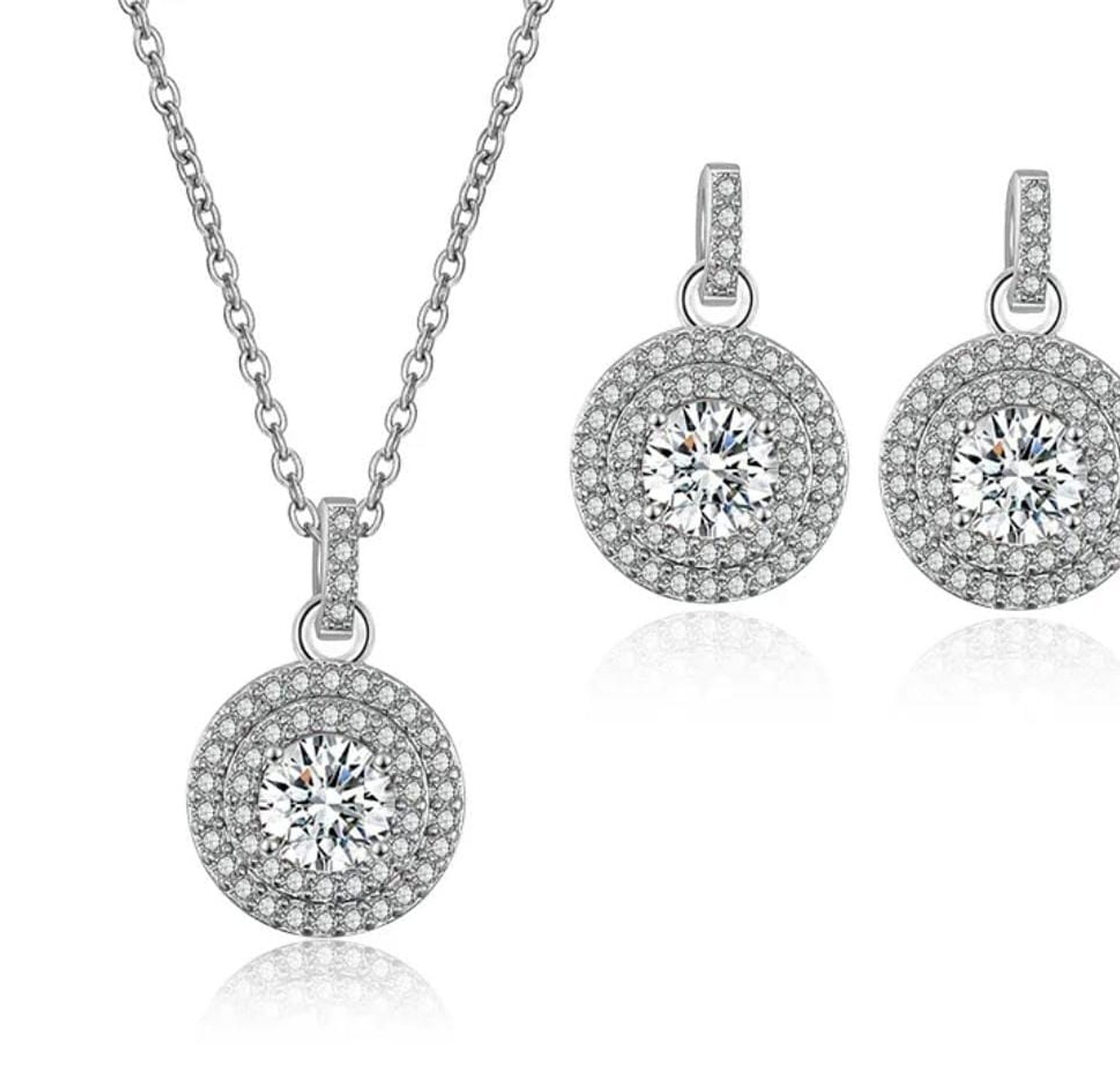 Round Cubic Zirconia set image