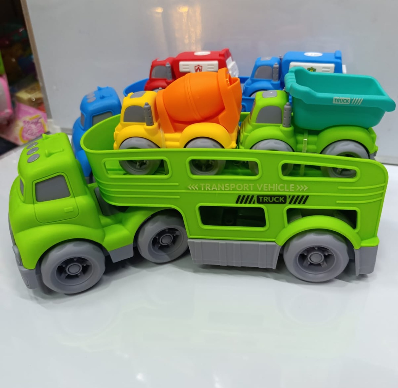 Quality Strong Transporter truck image