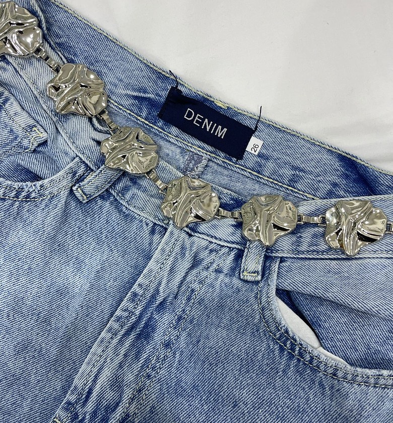 Sculpted Rose Chain Belt image