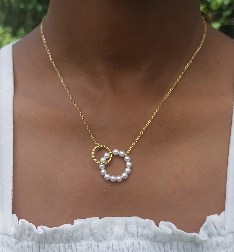 Pearl Circle image