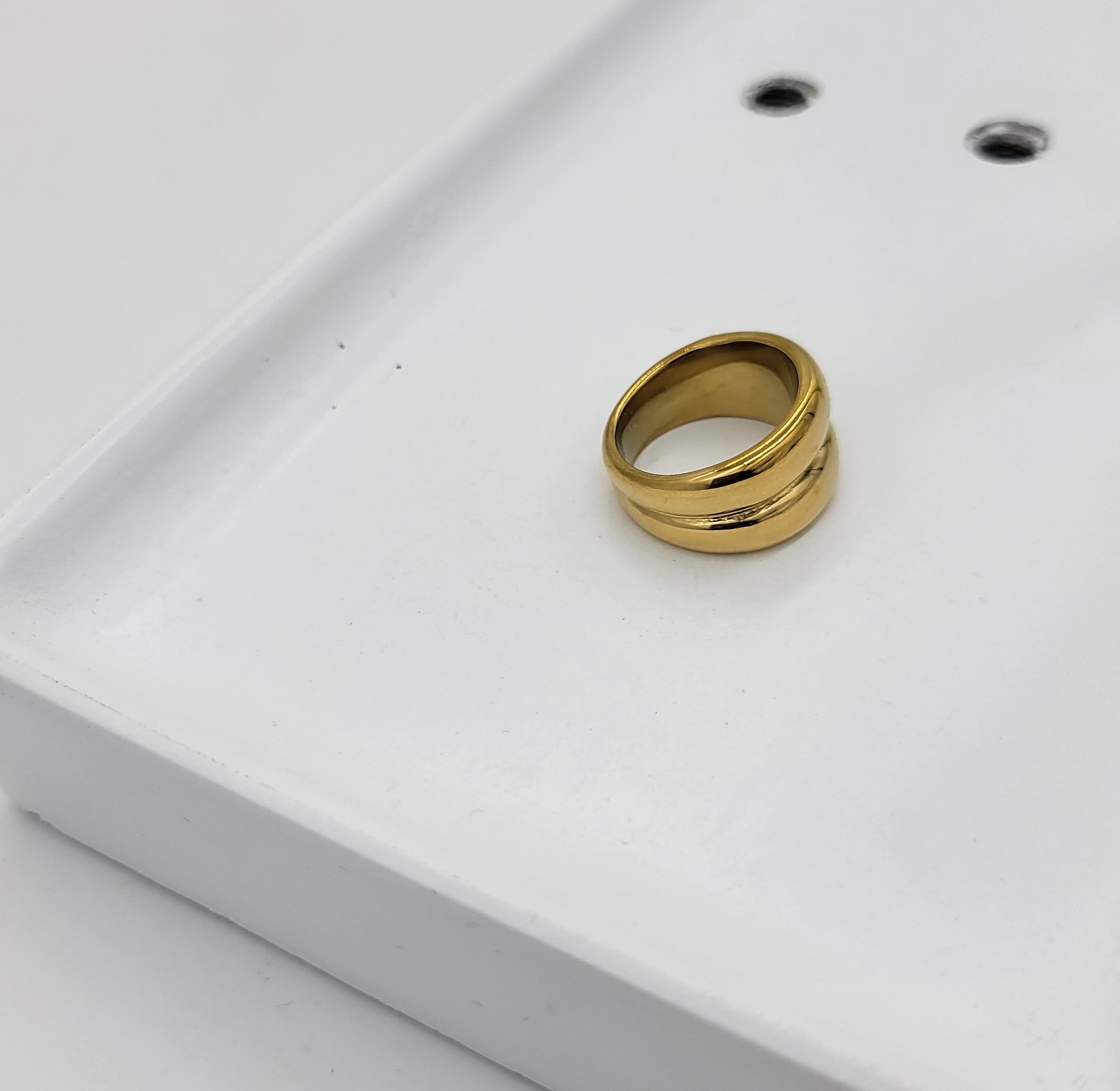 Double ring image