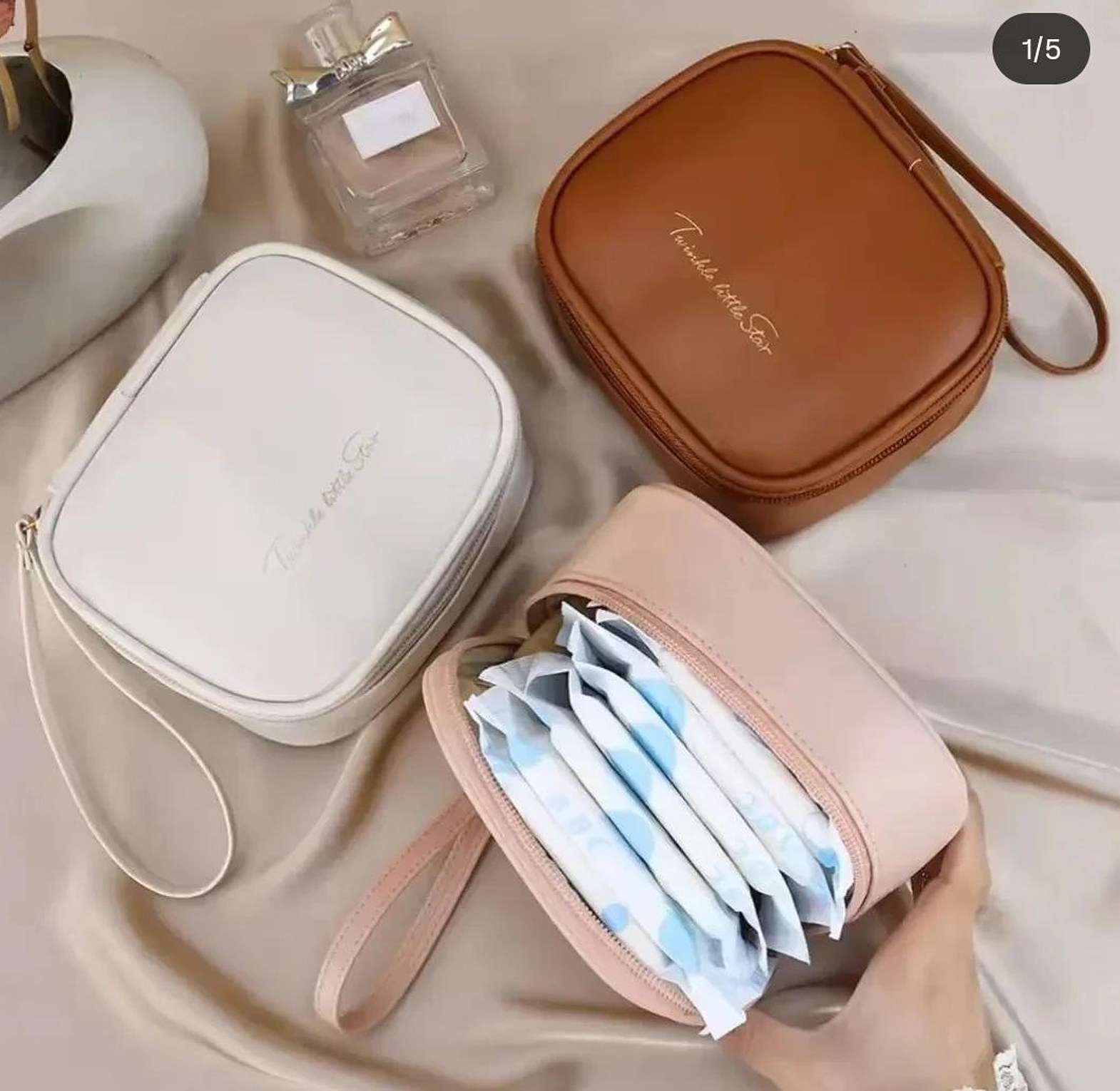 Waterproof mini pads pouch image
