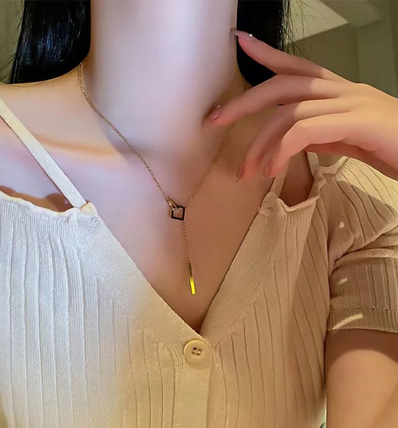 2 square drop  image