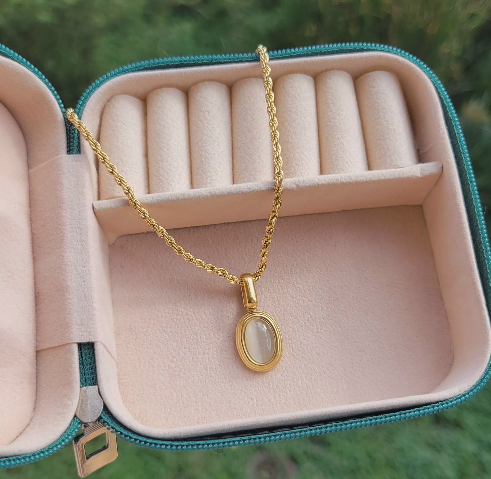 Mideya rope necklace  image