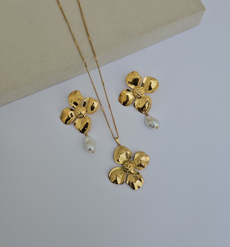 Mariana flower pearl set image