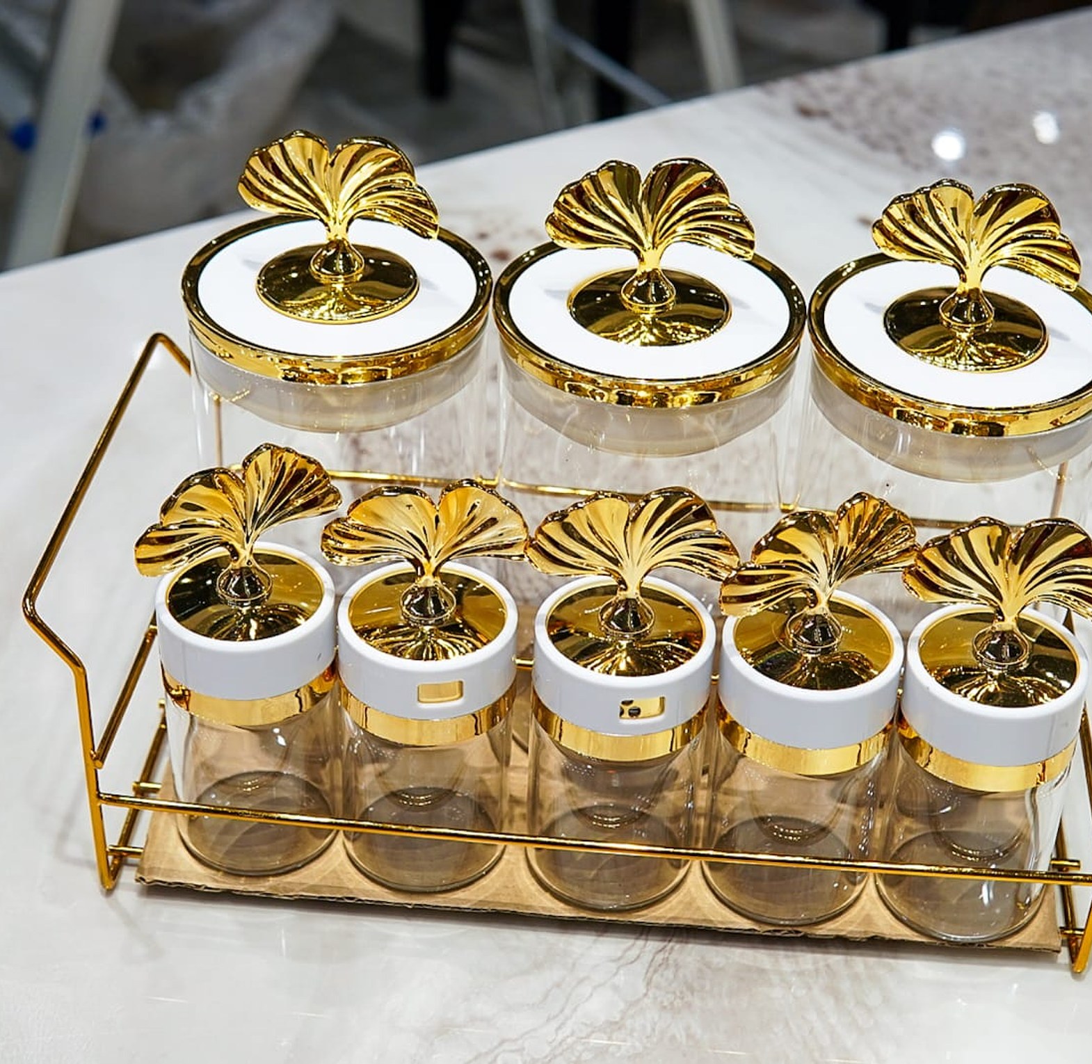 8 pcs glass canister image