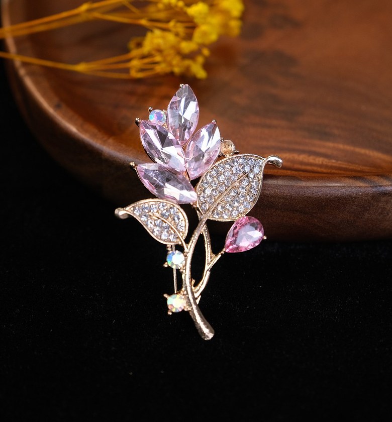 Floral brooch 05 image