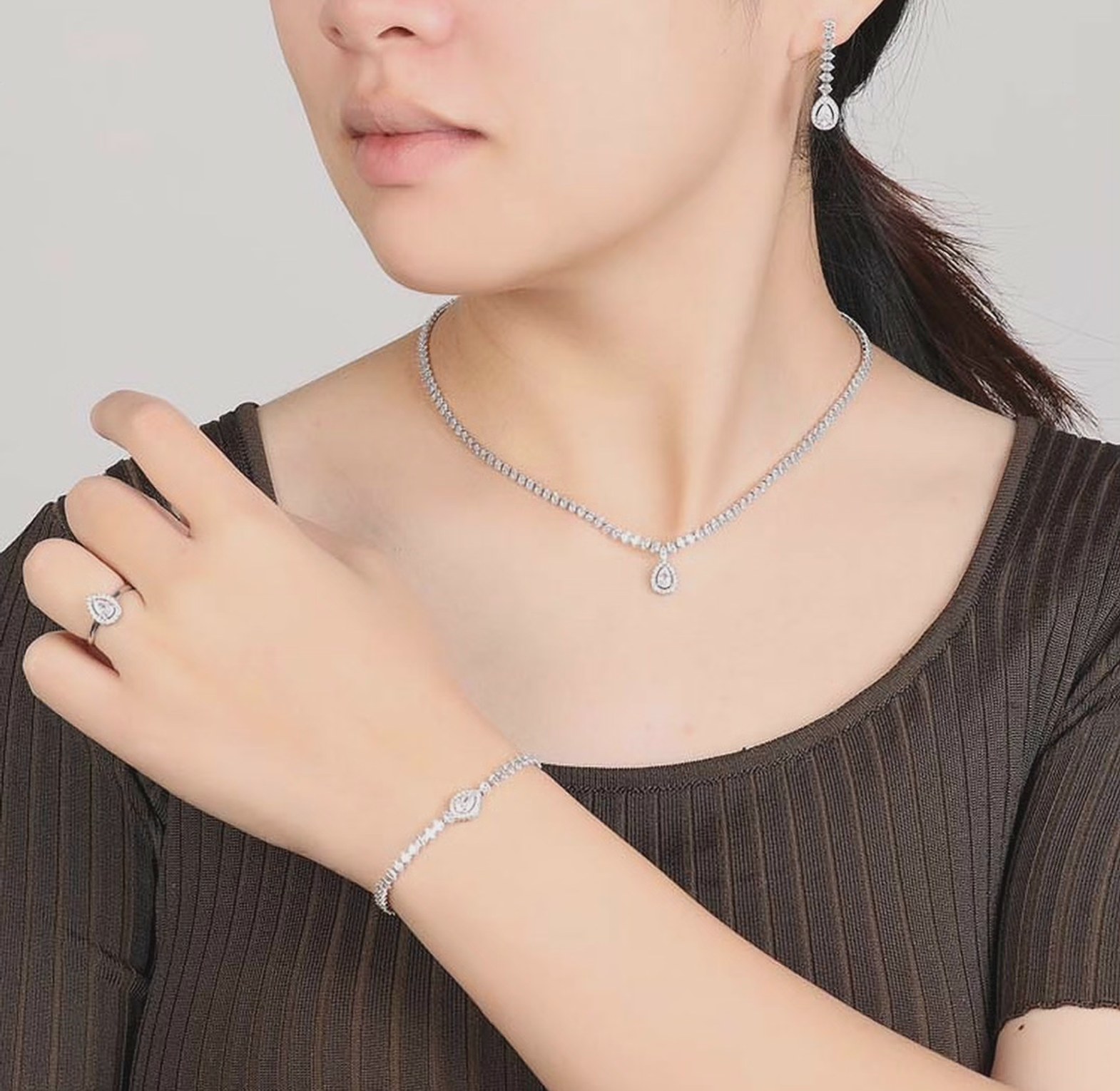 Tennis Bridal Set image