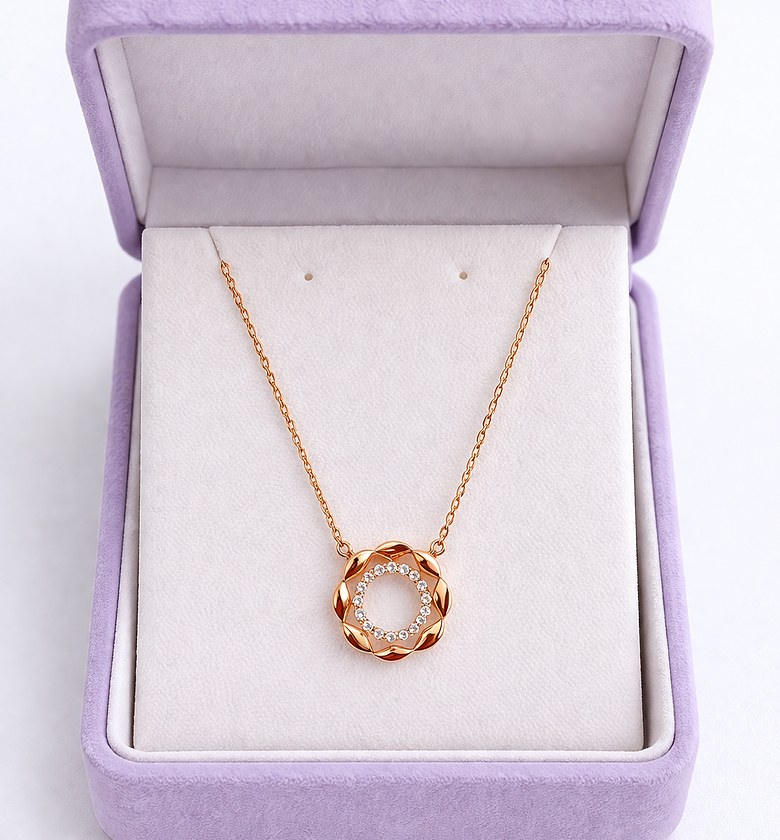 Samantha Round Necklace image