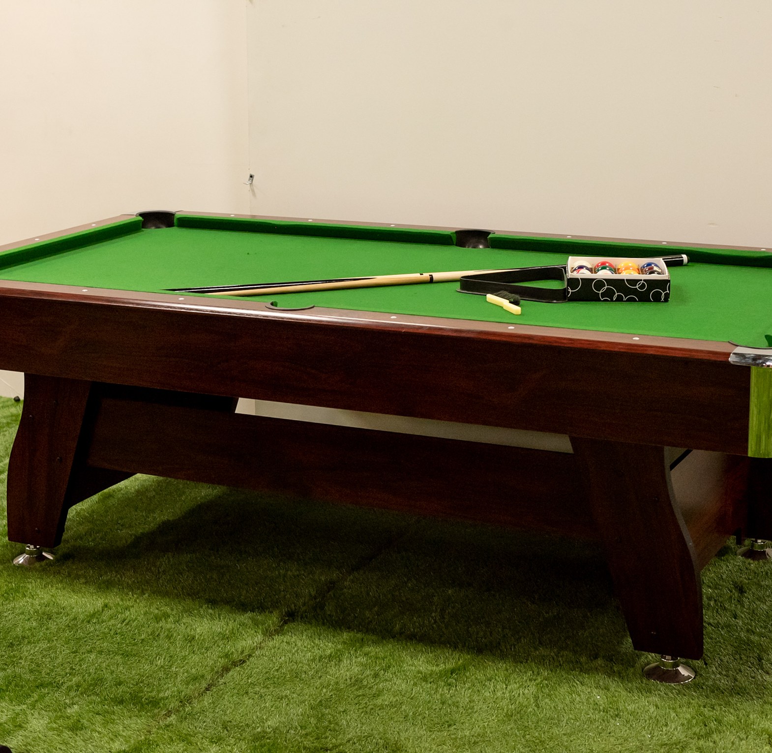 BILLIARD TABLE 96X52X32CM image